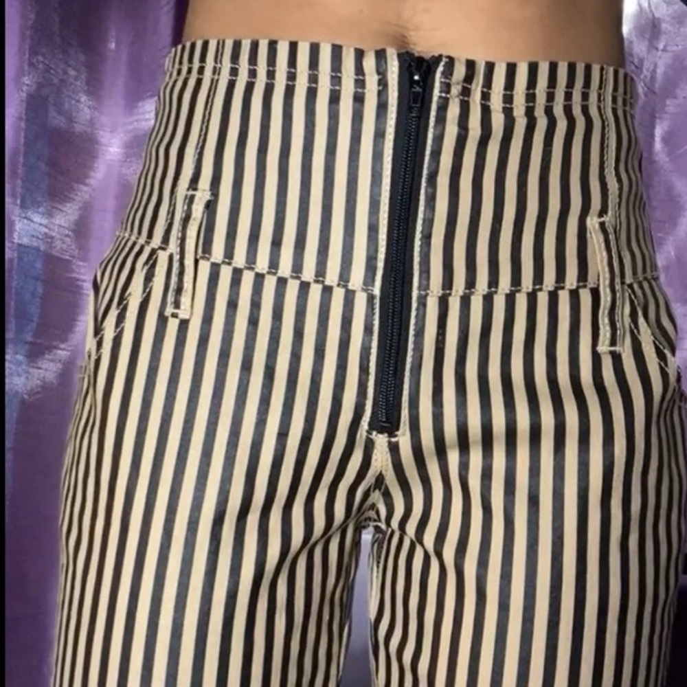 Women striped pants